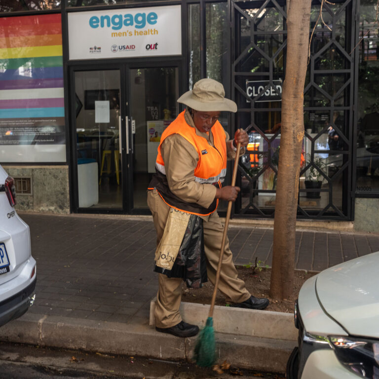 Pause on U.S. Funding Spreads Fear of H.I.V. Spike Across Africa