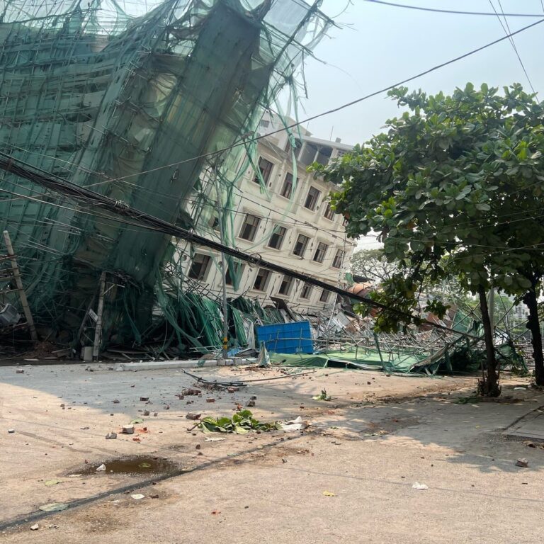 Live Updates: Death Toll in Myanmar Quake Rises to Nearly 700