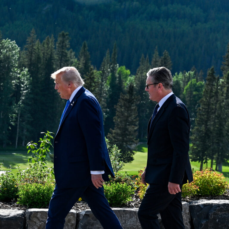 Trump Administration Live Updates: President to Host Starmer at His Golf Courses in Scotland